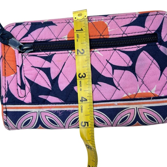 Vera Bradley Flamingo Blue Pink Flora Turnlock Wallet - Picture 9 of 9